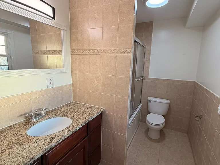 En-suite bathroom