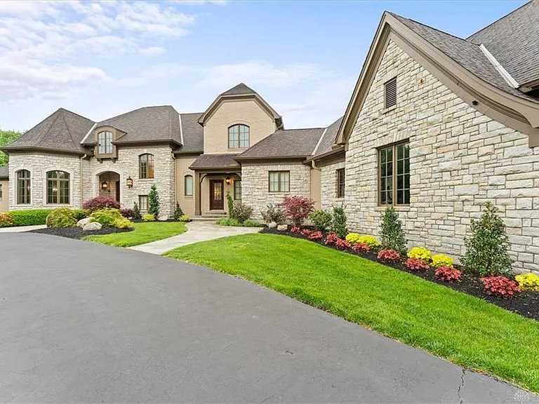 9020 Whisperinghill Dr — Photo 75