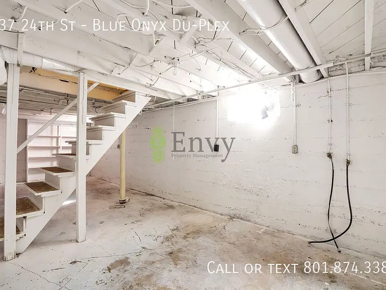 937 24th St #BLUE ONYX DU-PLEX — Photo 15