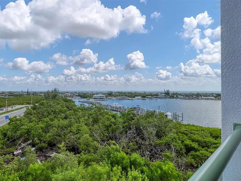 1375 Beach Rd #311 — Photo 31