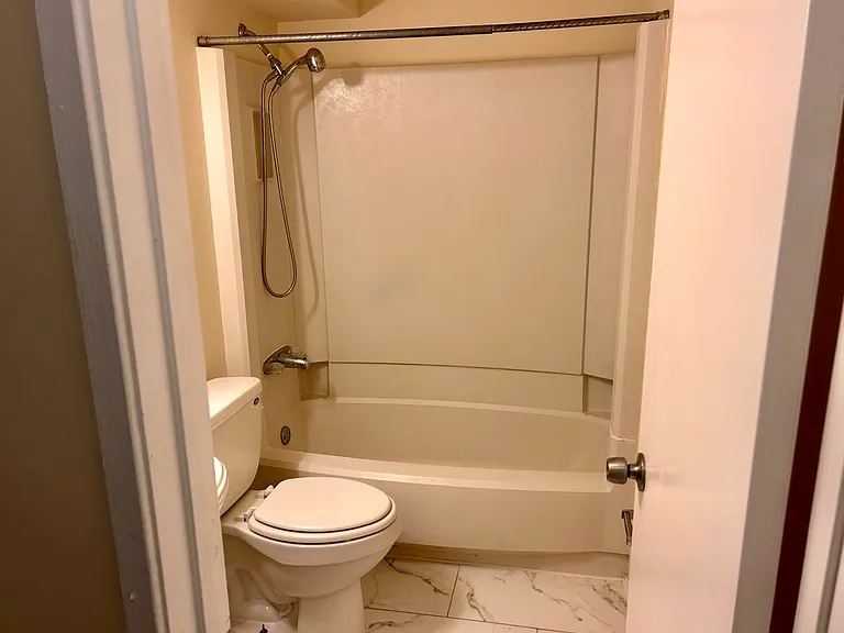 9206 Chadburn Pl — Photo 9