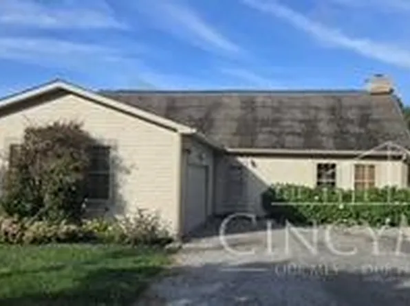120 Custer Dr, Lake Waynoka, OH 45171
