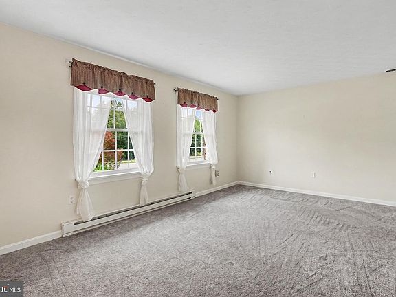 4th image of 4283 Carlisle Rd