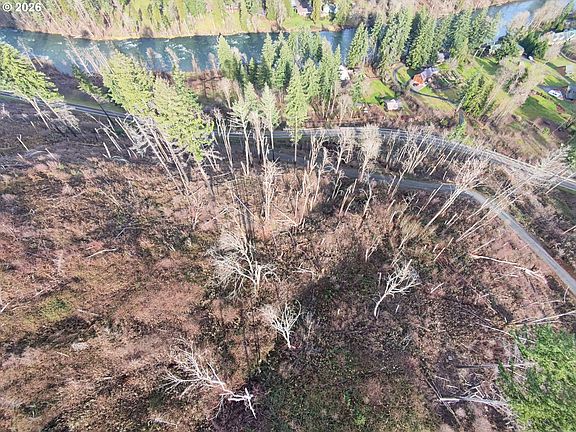 3rd image of Cascade View Dr #1