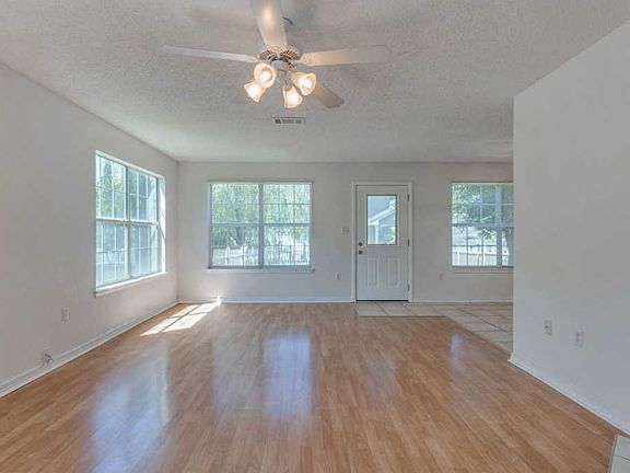 5th image of 278 Twin Lakes Ln
