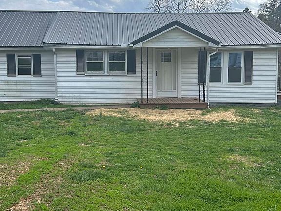 5th image of 104 Basin Rd