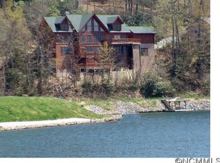 132 Tsiska Ct, Brevard, NC 28712