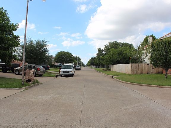 5th image of 5541 Creekridge Dr