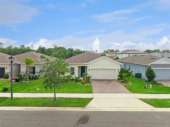 2106 Havasu Falls Dr, Deland, FL 32724