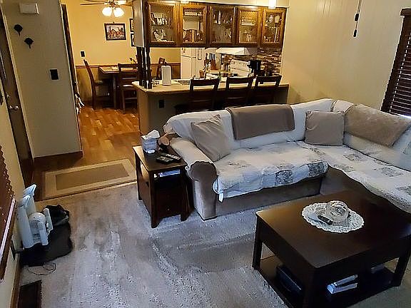 4th image of 117 Irma Ln #117