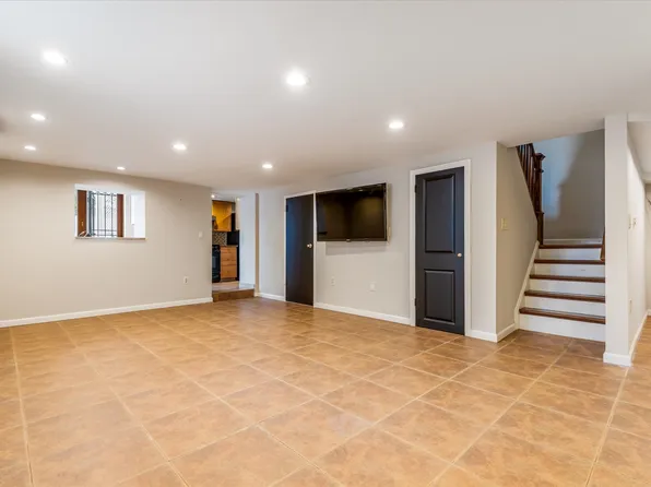 161-40 98th Street image 26 of 36