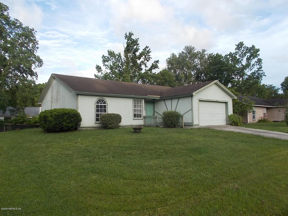 1st image of 1599 Twin Oak Dr W