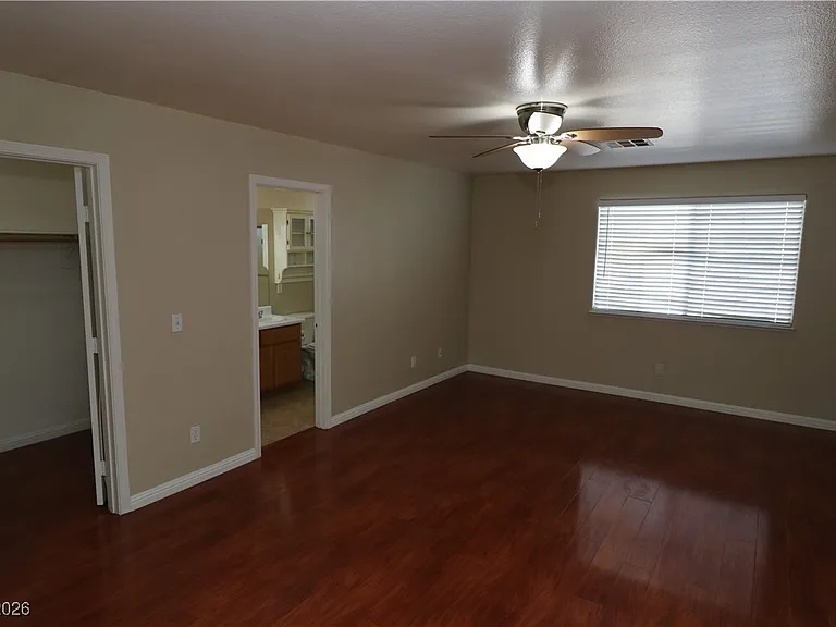 741 Spotted Eagle St — Photo 9