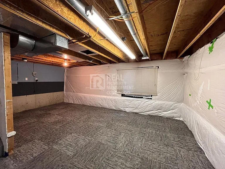 5934 Fossil Dr — Photo 10