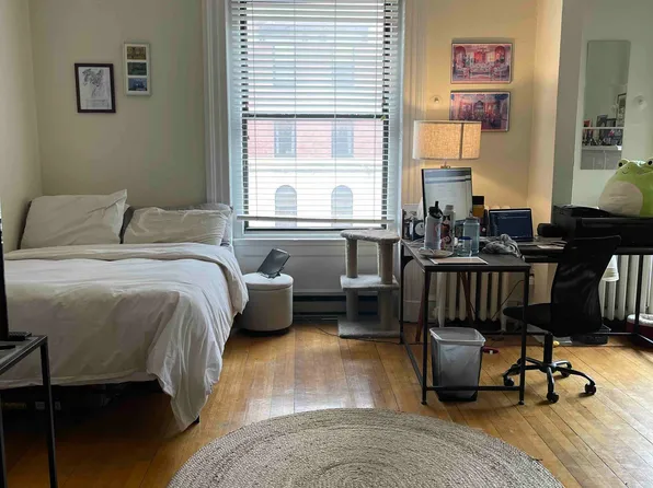 27 1/2 Massachusetts Ave APT 3, Boston, MA 02115
