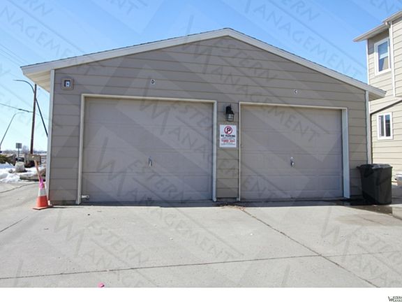 2nd image of 3321 Central Ave APT 6