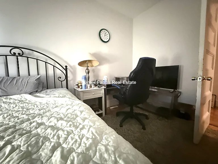 1800 Massachusetts Ave #302 — Photo 10