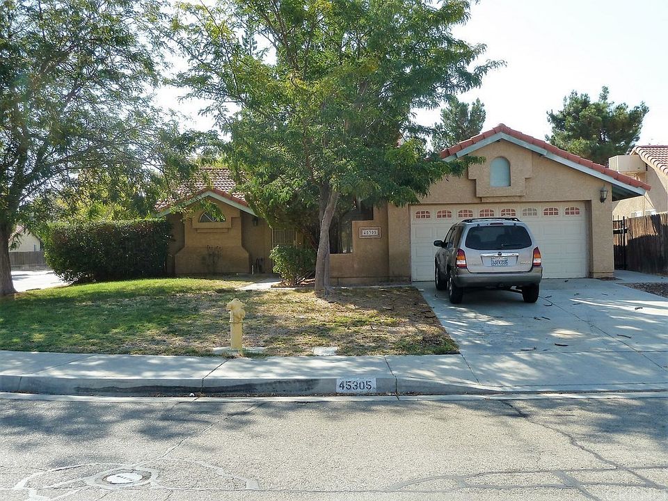 1st image of 45305 Essex Ln