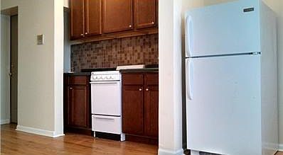 4th image of 6250 N Winthrop Ave APT 312
