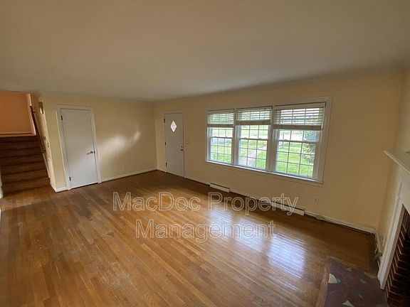 5th image of 2 Westmoreland Pl