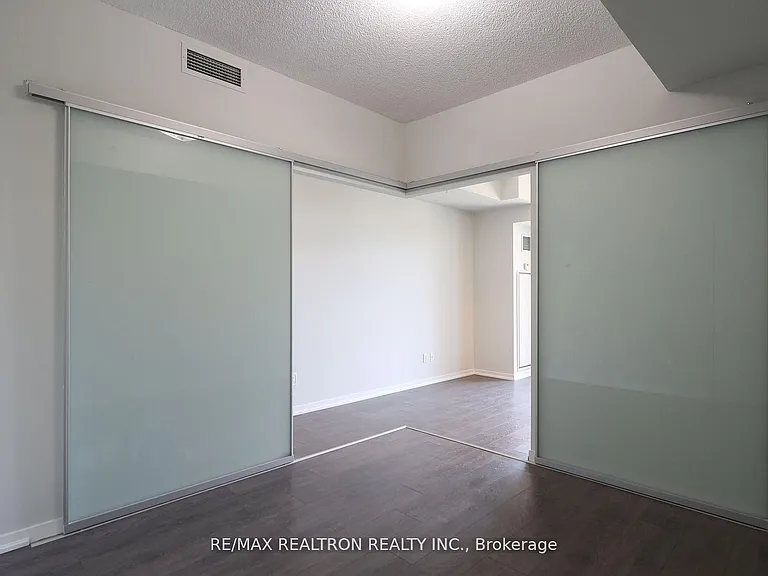 68 Abell St #647 — Photo 12