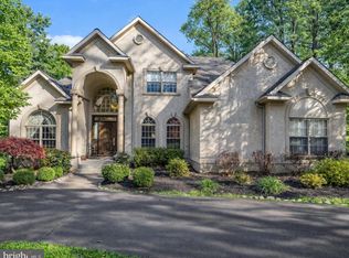 438 Dreshertown Rd, Fort Washington, PA 19034