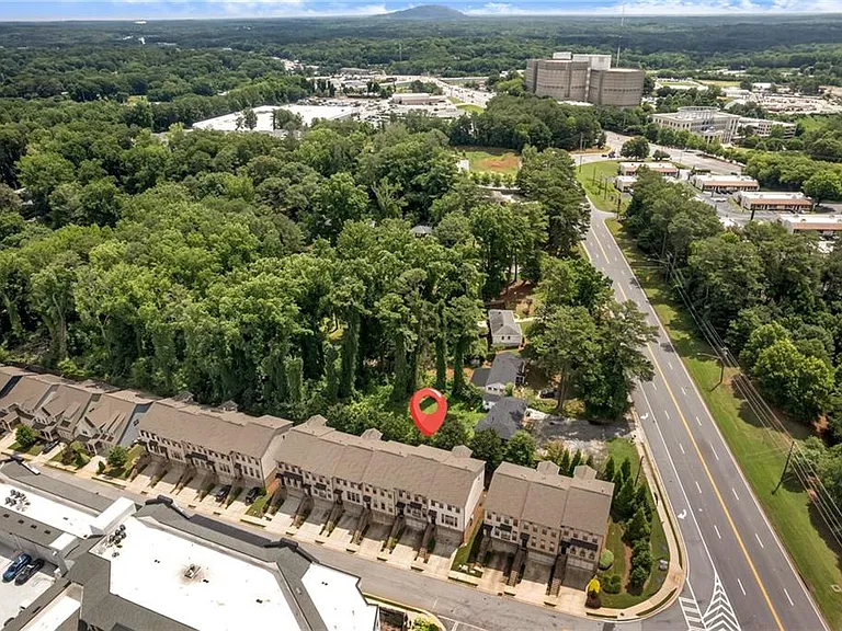 720 Avondale Hills Dr — Photo 43