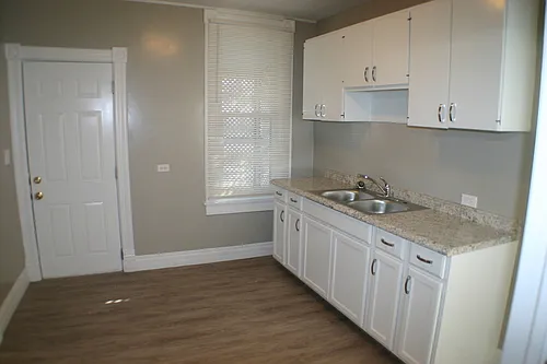 706 Jefferson St — Photo 4