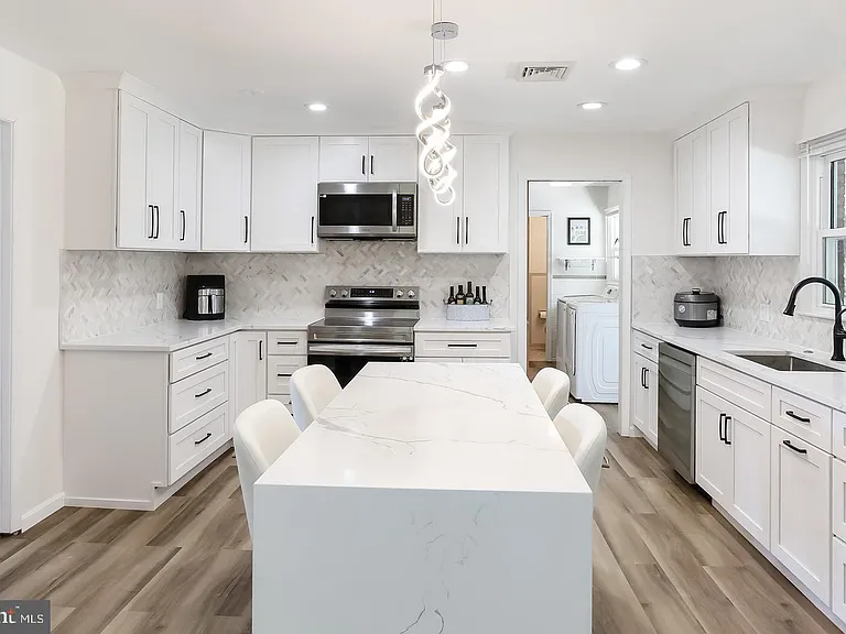 13640 Aden Rd — Photo 11