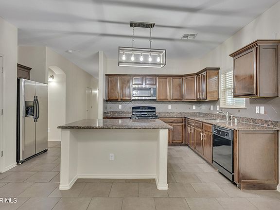 5th image of 14689 Igor Kaleri Ave