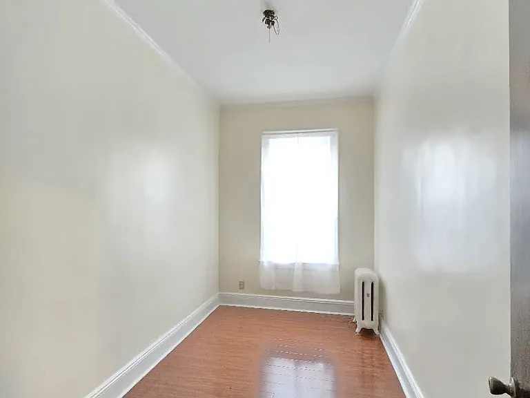 1413 76th St #2F — Photo 7
