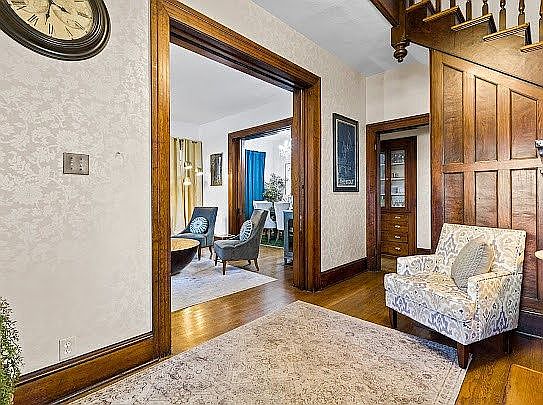 Foyer to Parlor