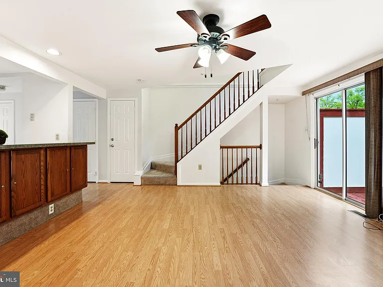 249 Sycamore Ridge Rd — Photo 3