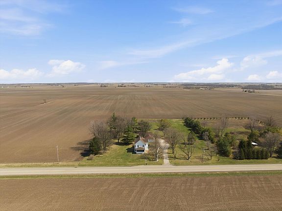 2nd image of 12347 N 400 East Rd