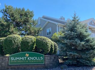 987 Summitville Dr, Webster, NY 14580