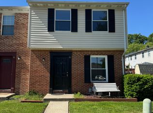 146 Marine Oaks Dr, Essex, MD 21221