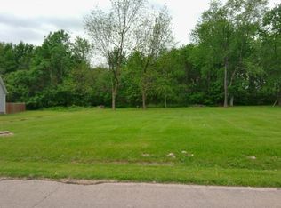 6 Hidden Meadow Ln, Dexter, MO 63841