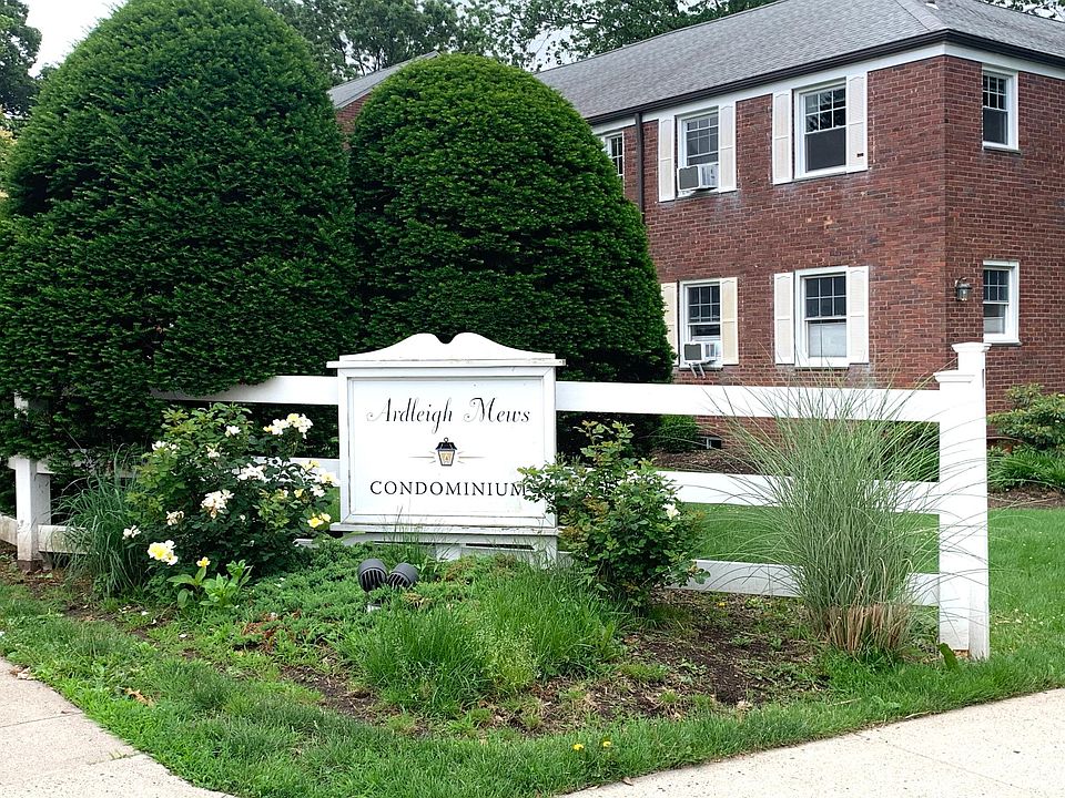 Street Entrance