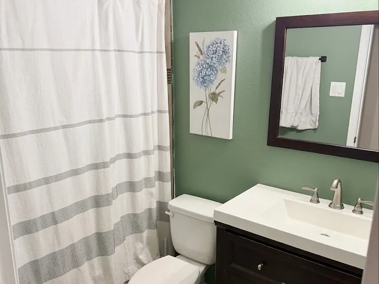 4002 Commonwealth Dr — Photo 11