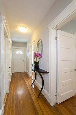 4th image of 25 Cameron Ave #1