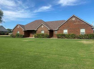 20 S B Ave, Sterling, OK 73541