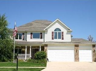 776 Independence Ave, Elburn, IL 60119