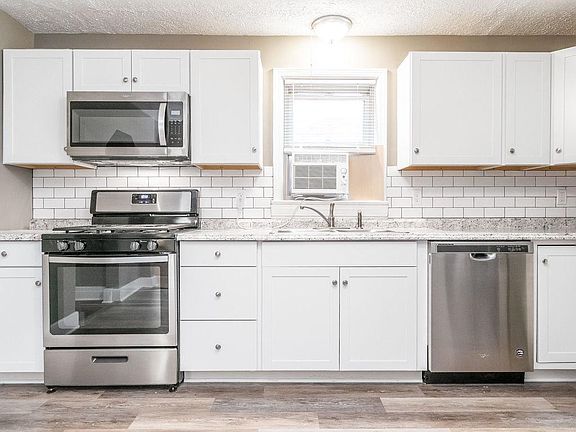 5th image of 3628 Craig Ave