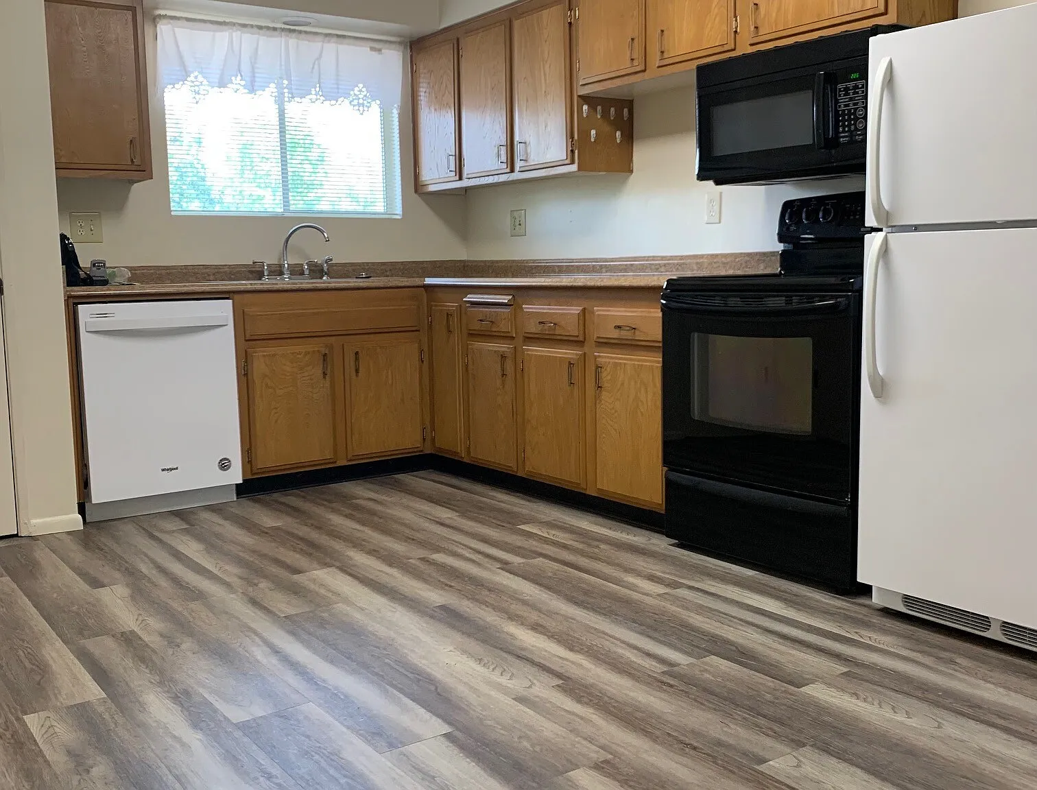 10946 West White Mountain Road - 1 — Photo 4