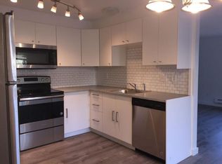 911 30th St NE, Auburn, WA 98002