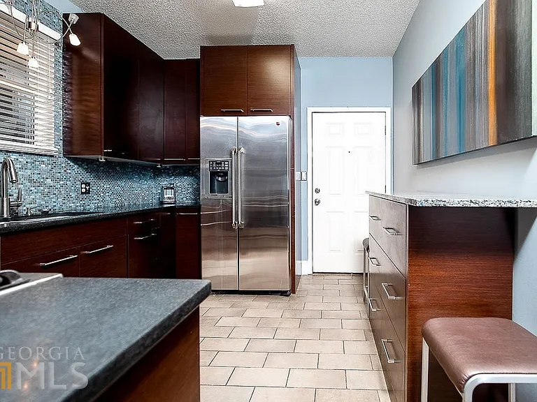 570 Reed St SE — Photo 9