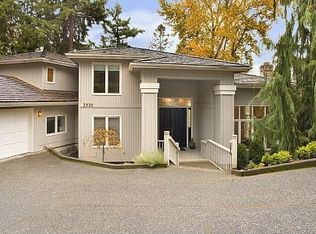 3930 95th Ave NE, Yarrow Pt, WA 98004