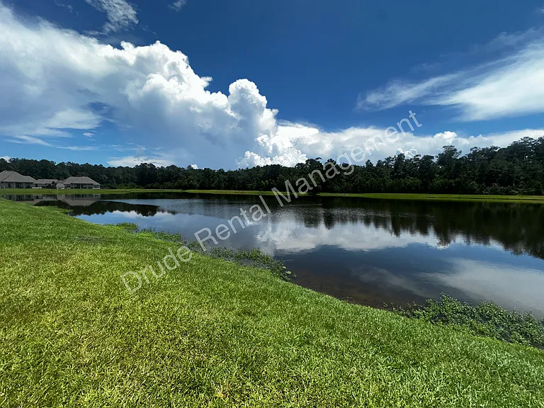 20340 Thornwood Dr — Photo 32