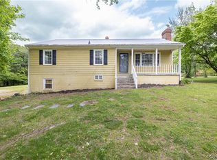 2488 Three Bridge Rd, Powhatan, VA 23139