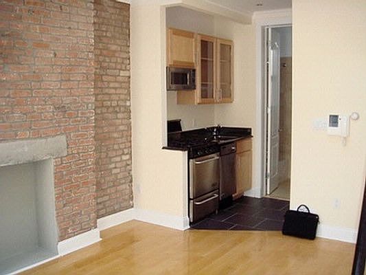2nd image of 44 Avenue B APT 5C